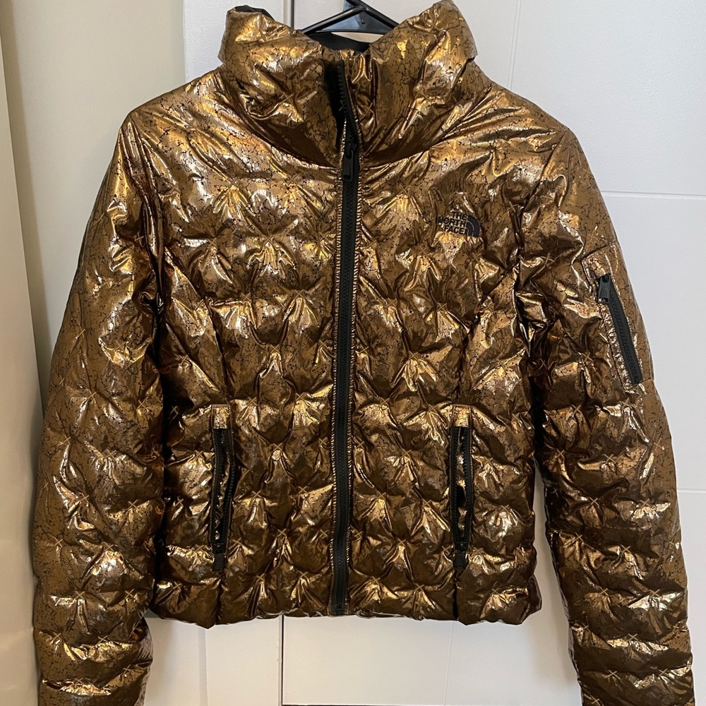 GOLD NORTH FACE PUFFER JACKET